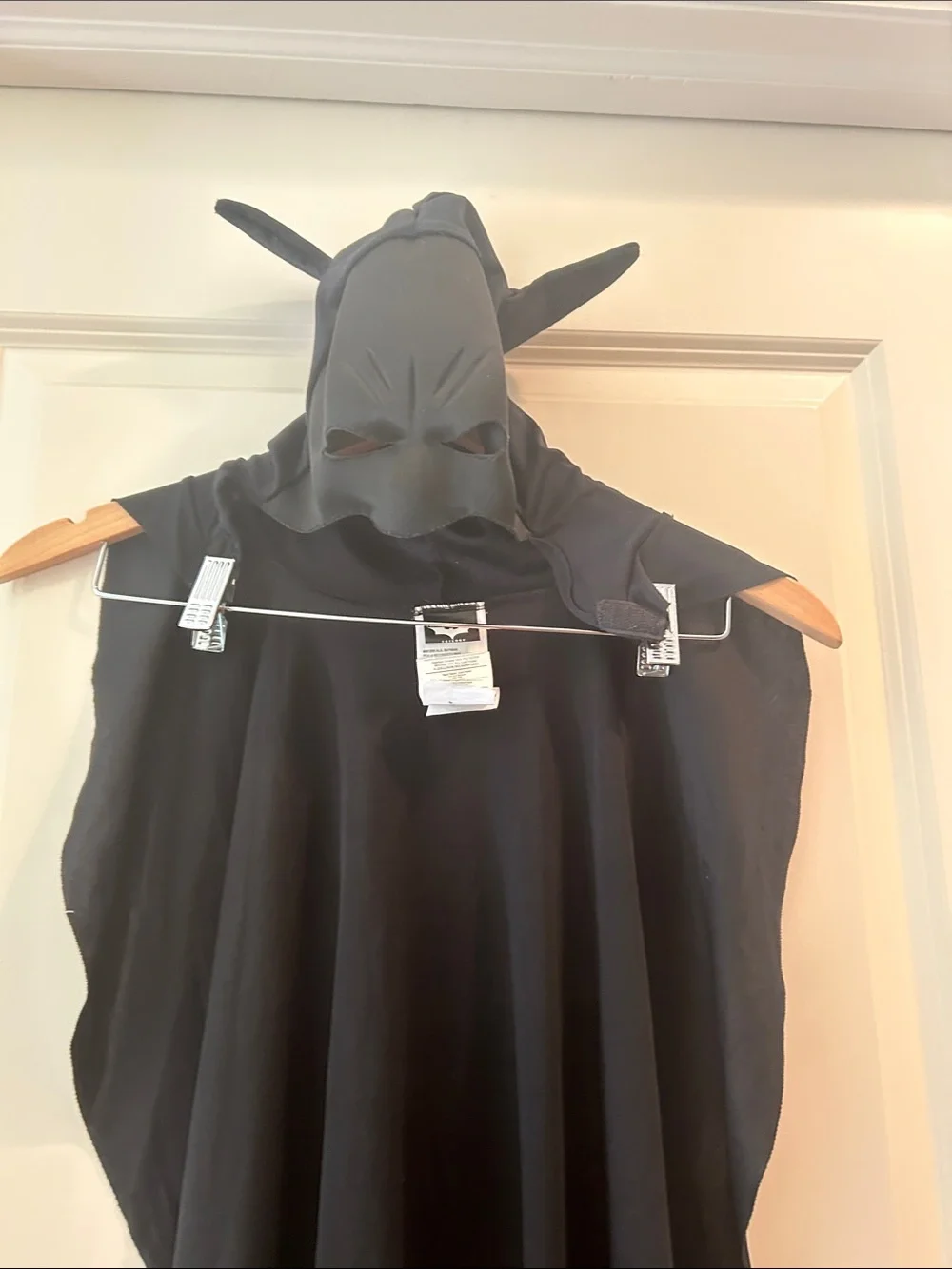 DC Comics Dark Knight Trilogy Black Hooded Batman Costume Cape attached mask S